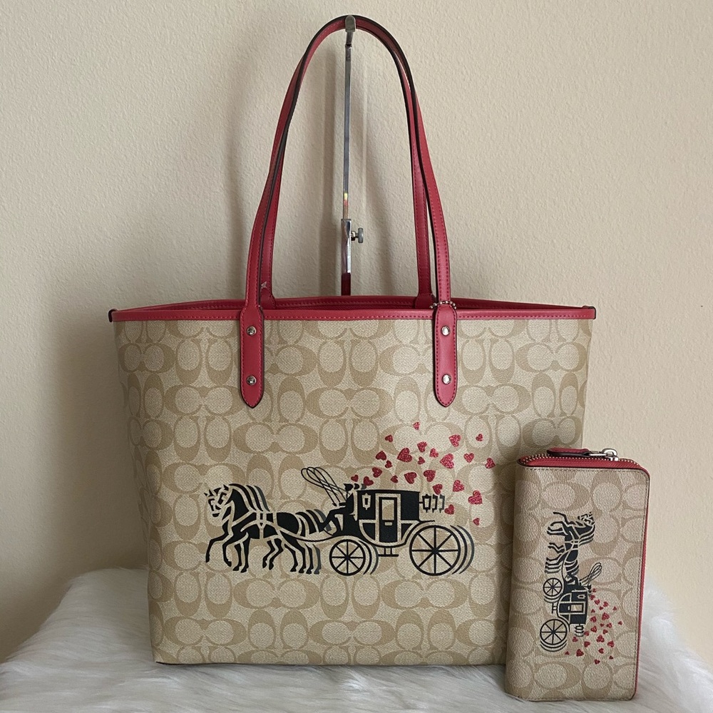 Coach purse and wallet set